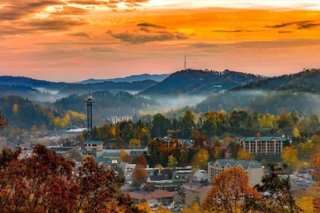 Villa Breathtaking Views Of The Smokies, 3 Mins To Gatlinburg Esterno foto